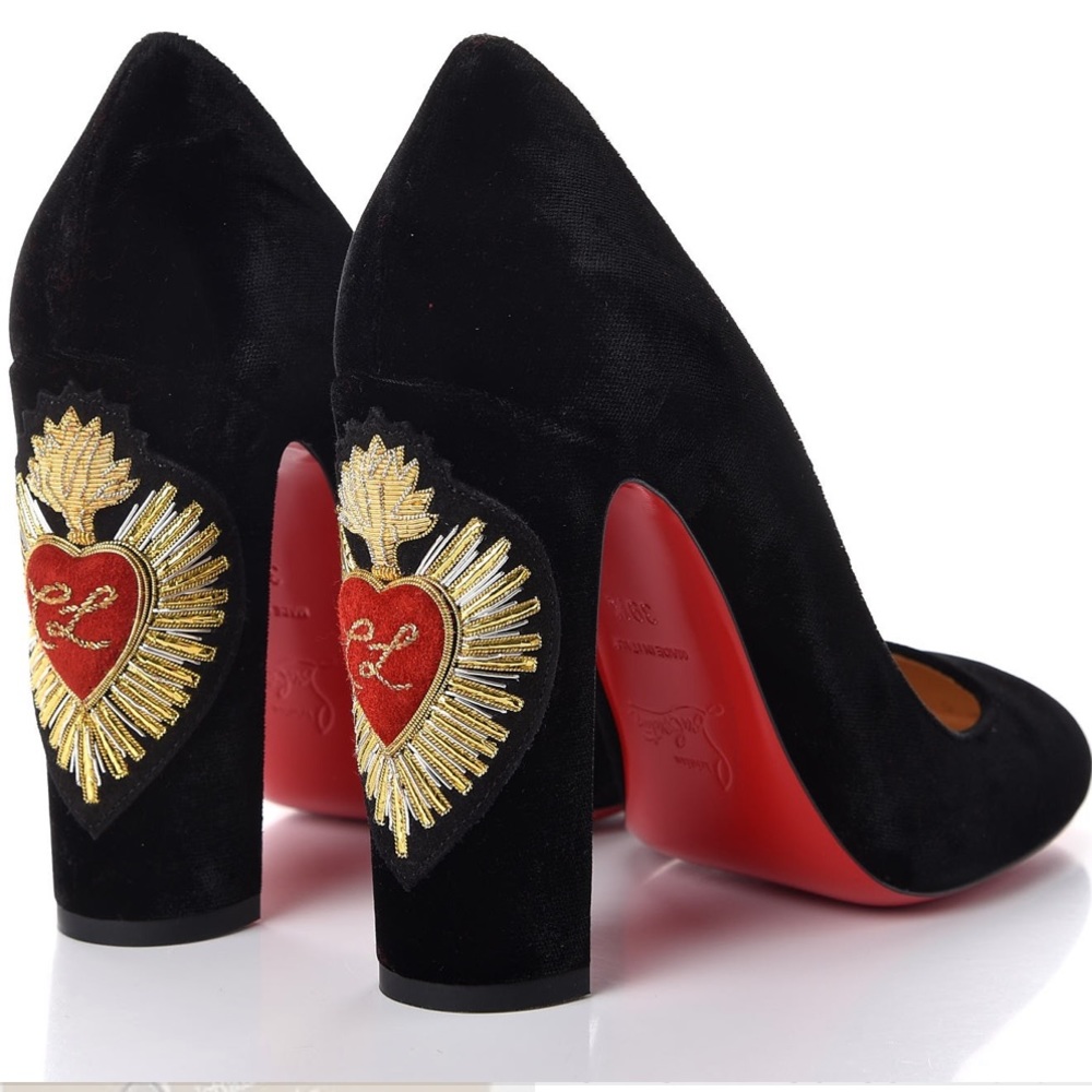 ISO 39.5-40.5 Cadrilla Corazon Christian Louboutin